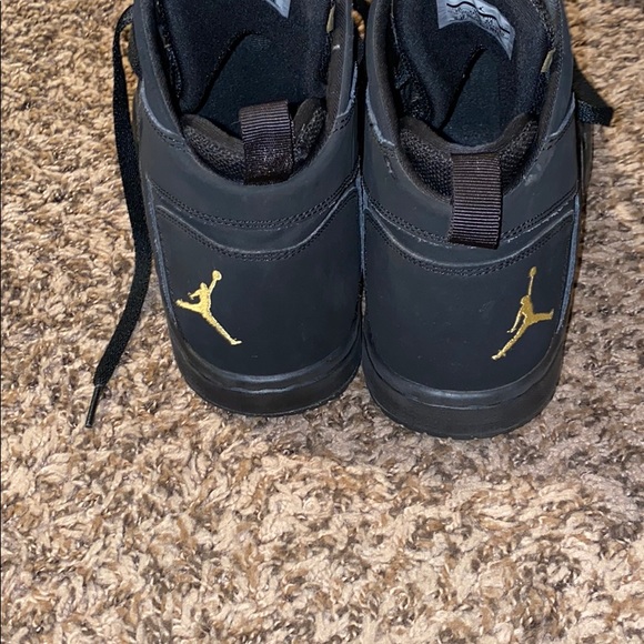 Mens Nike Air Jordan Flight Legend Shoes - Picture 3 of 4